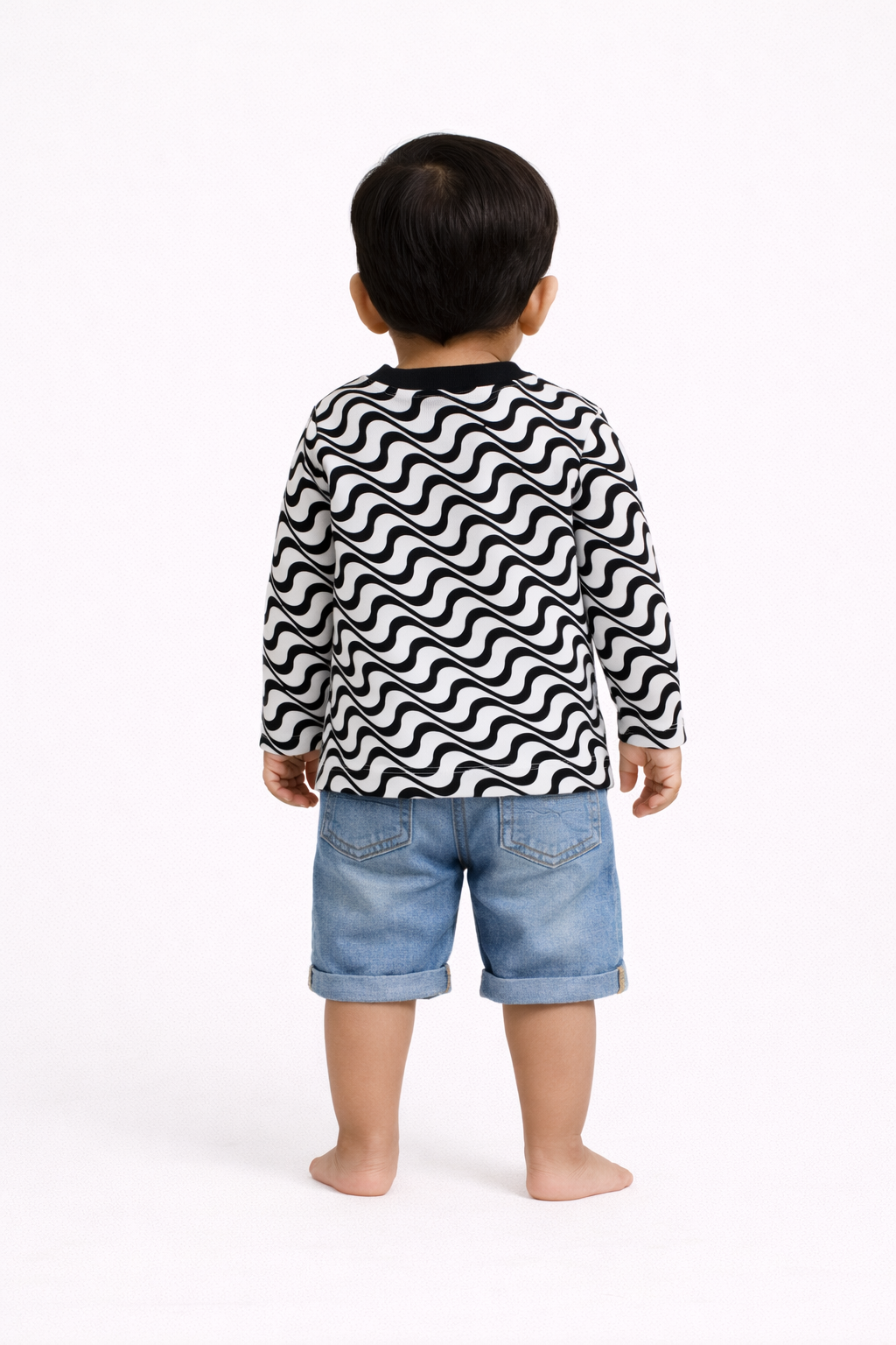 Boys Black & White Wave Print Full Sleeve T-Shirt