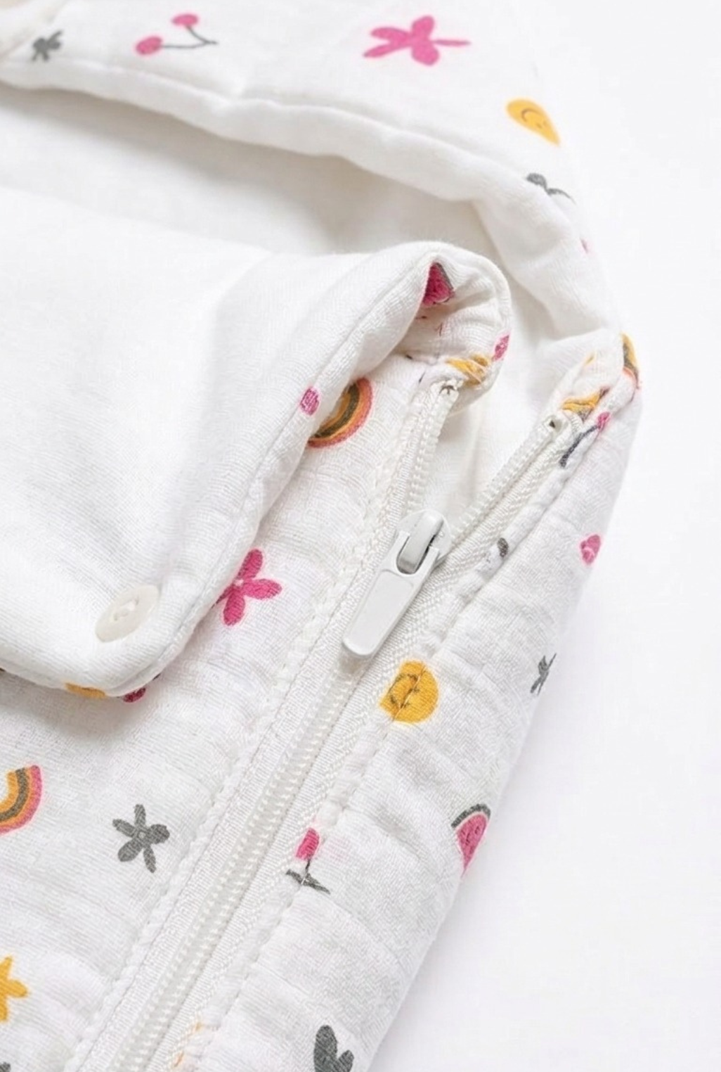Baby Carry Nest Muslin Sleeping Bag with Hood – White Fruits
