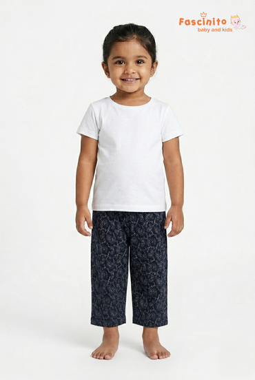 Fascinito girls black cotton capri pant with printed design